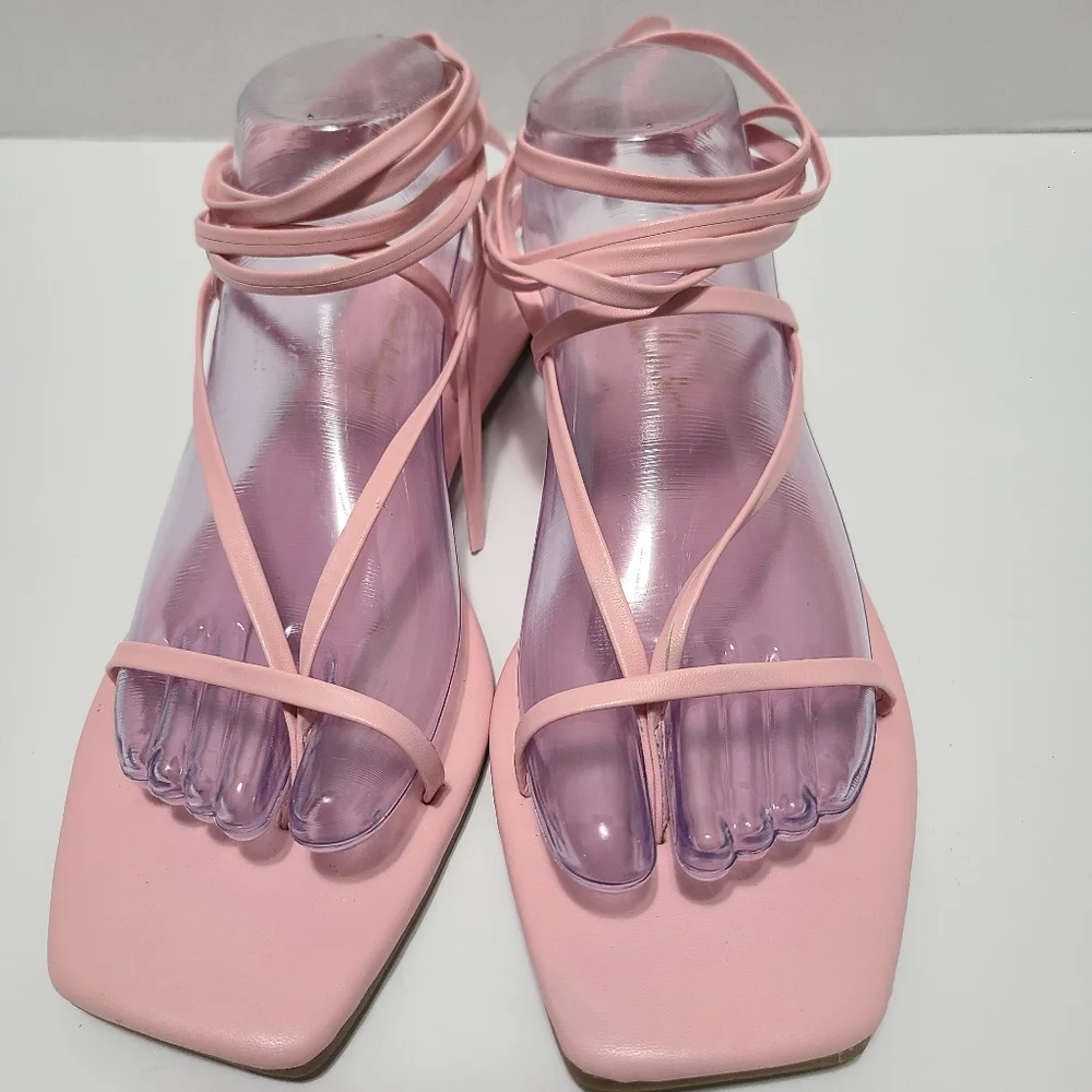 Aisya Light Pink Lace-Up Flat‎ Sandals - Picture 2 of 7